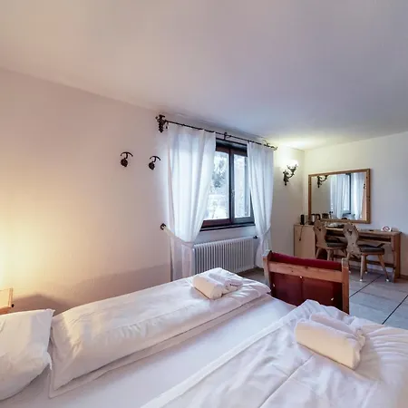 Апартаменты Silva Appartments And Сильваплана