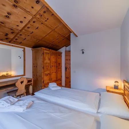 Silva Appartments And *