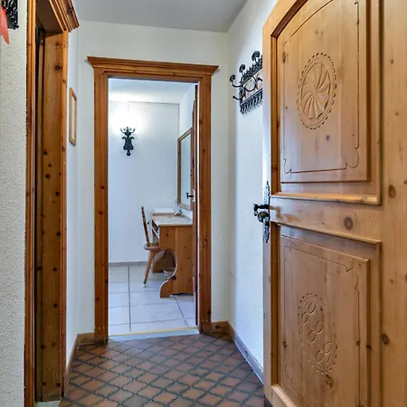 Silva Appartments And *